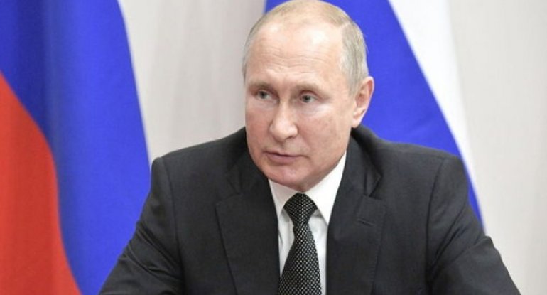 “Daily Mail”: Putin beyin pozğunluğundan əziyyət çəkir