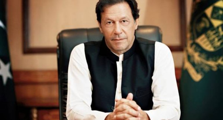 Pakistanın Baş naziri İmran Xan istefa verdi