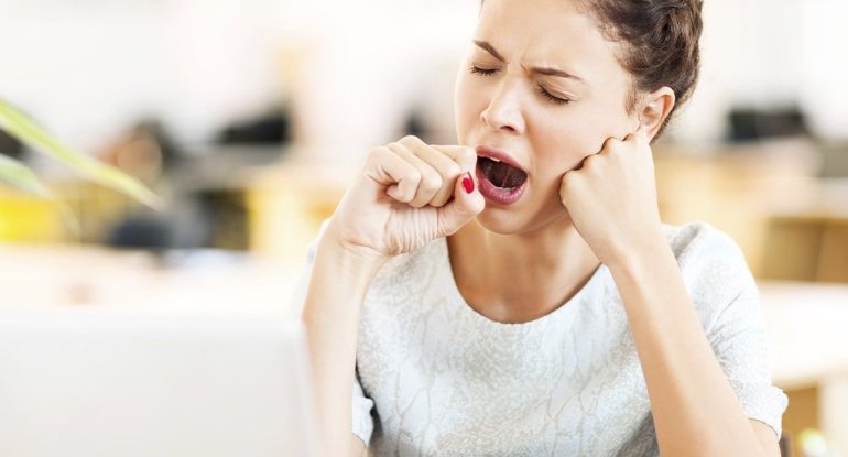 Yuxusuzluq, əsnəmək bu vitamin çatışmazlığından xəbər verir