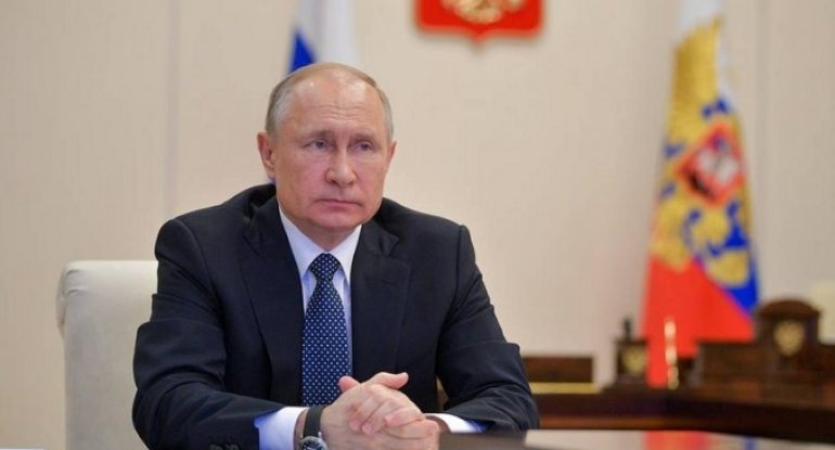Putin Aİ vətəndaşları üçün viza güzəştlərinin ləğvi barədə qanun imzalayıb