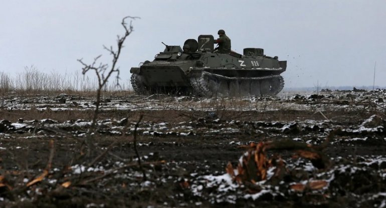 Britaniya kəşfiyyatı: "Rusiyanın silah çatışmazlığı var, 50 illik tanklardan istifadə edir"