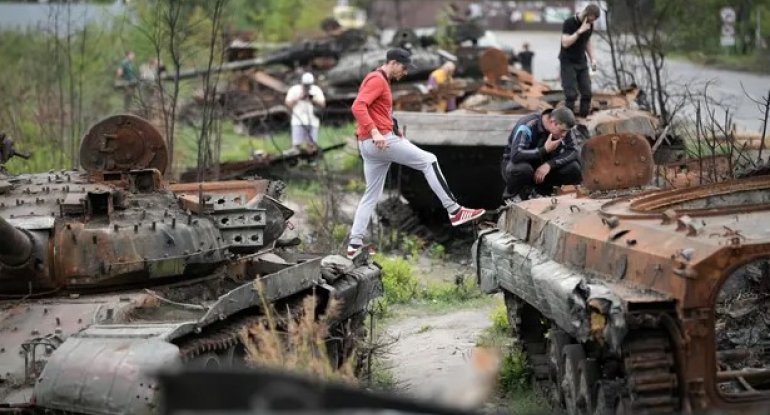 Rusiya Ukraynada 30 minə yaxın hərbçi, minlərlə texnika itirib - SİYAHI/FOTO