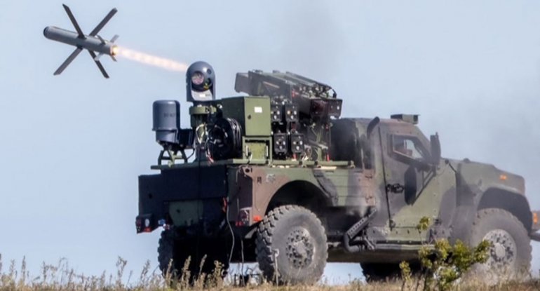 İsrail tank əleyhinə yeni nəsil raketlərini təqdim edib - VİDEO