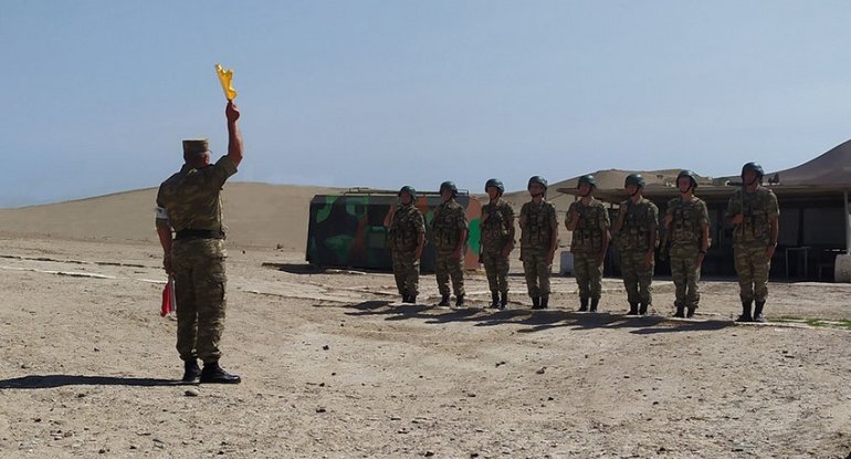 Azərbaycan Ordusunun kursantları təlim atış çalışmalarını yerinə yetirib