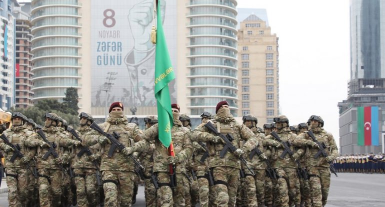 Azərbaycan Ordusunun yaradılmasından 104 il ötür