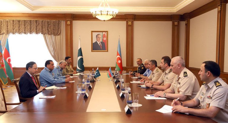 Zakir Həsənov Pakistanın Hərbi Hava Qüvvələrinin komandanı ilə görüşüb - FOTO
