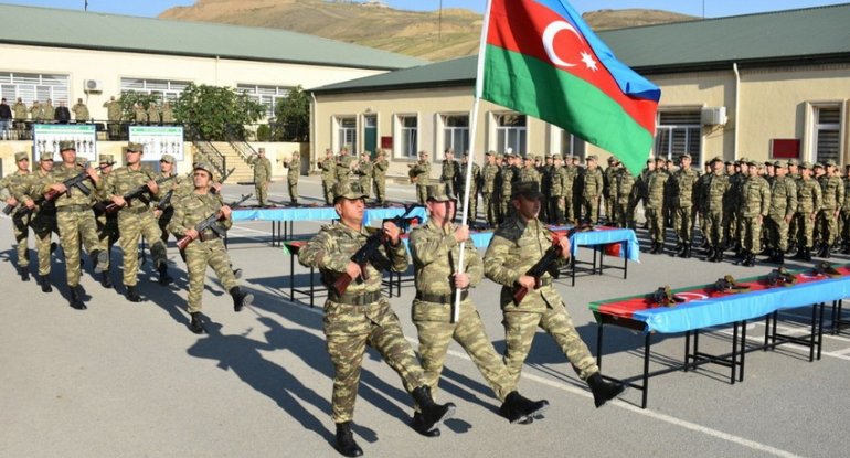 Azərbaycanda hərbi xidmətə növbəti çağırış başladı