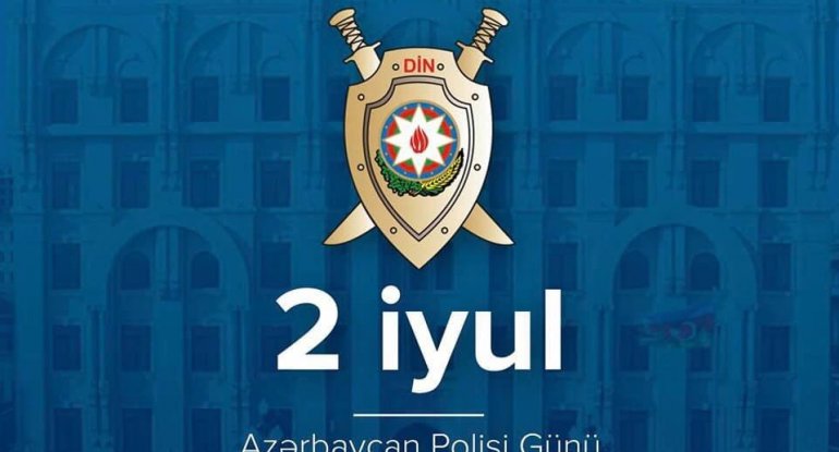 Azərbaycanda Polis Günüdür!