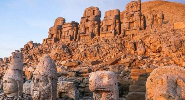 1600 illik insan qalıqları tapıldı - FOTO
