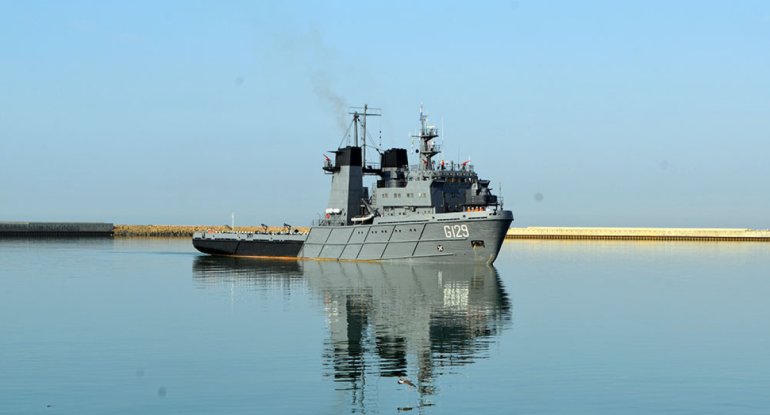 Azərbaycanın hərbi gəmiləri Rusiyadan qayıdıb