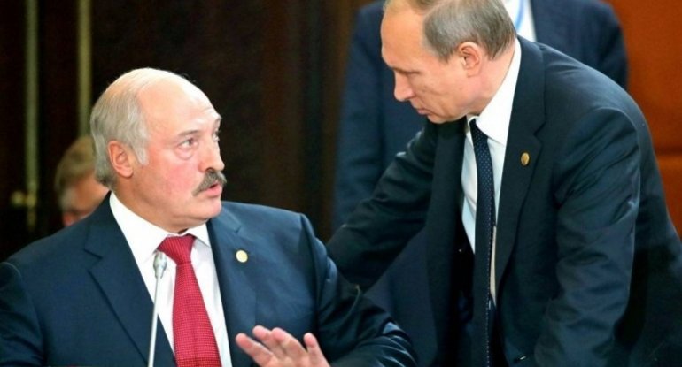 Lukaşenko: Putinlə razılaşdım, nüvə silahı istəyəcəm