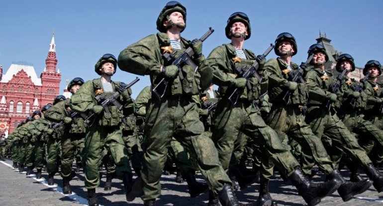 Rusiyada ehtiyatda olan 300 min nəfər orduya çağırılacaq