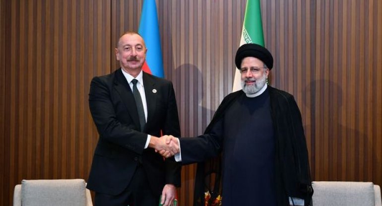 İlham Əliyev Astanada iranlı həmkarı ilə görüşdü - FOTO
