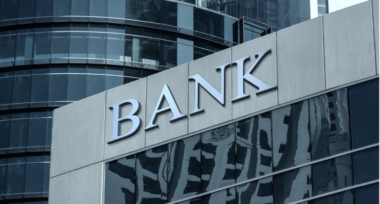 Bankdan bağlanma qərarı ilə bağlı AÇIQLAMA