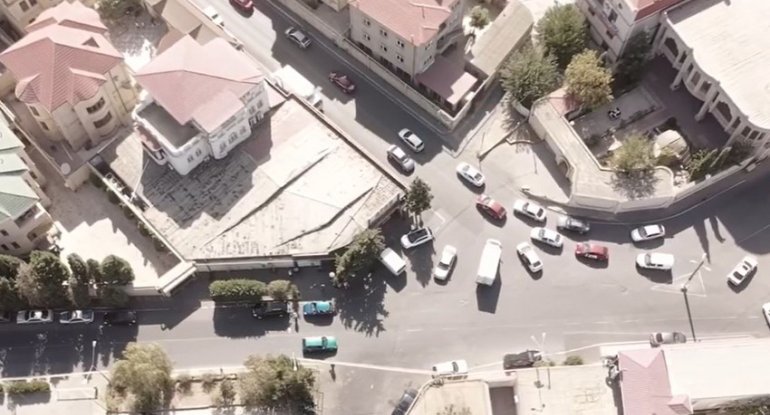 3 küçənin kəsişməsində hərəkətin təşkilinə dair dəyişiklik edildi