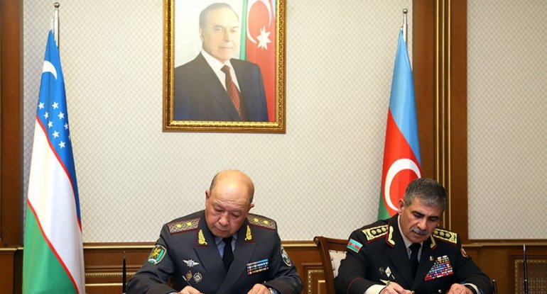 Azərbaycan və Özbəkistan müdafiə nazirlikləri arasında ikitərəfli əməkdaşlıq planı imzalanıb