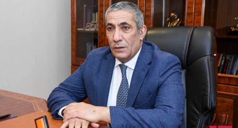 Siyavuş Novruzov: Sərhədlə bağlı qərarı Ermənistanla Azərbaycan qəbul edəcək, İran niyə özünü bu məsələlərə qatır?