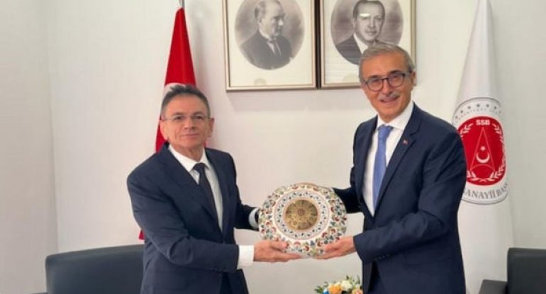 Mədət Quliyev Türkiyə Müdafiə Sənayesi Komitəsinin sədri ilə görüşüb