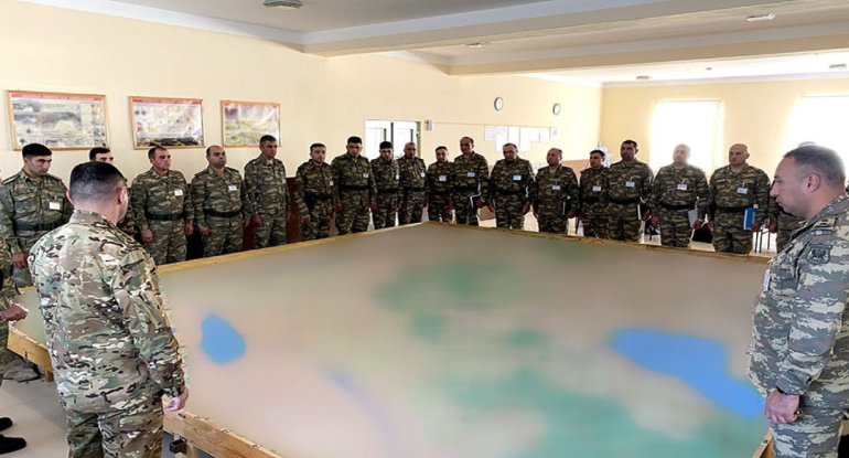 Azərbaycan Ordusunun Raket və Artilleriya Qoşunlarında təlim keçirilib - FOTO/VİDEO
