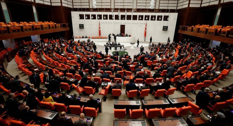 TBMM Azərbaycandakı Türkiyə hərbçiləri ilə bağlı qanun layihəsini qəbul etdi