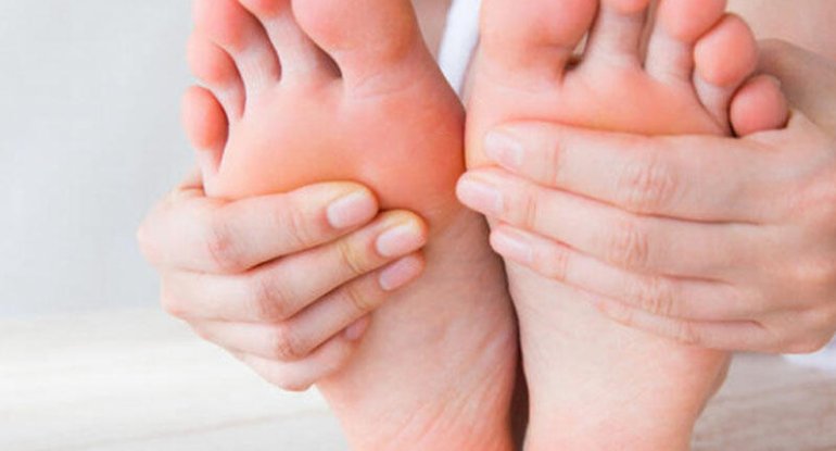 Ayaqlarınızın daim üşüməsi hansı xəstəlikdən xəbər verir?