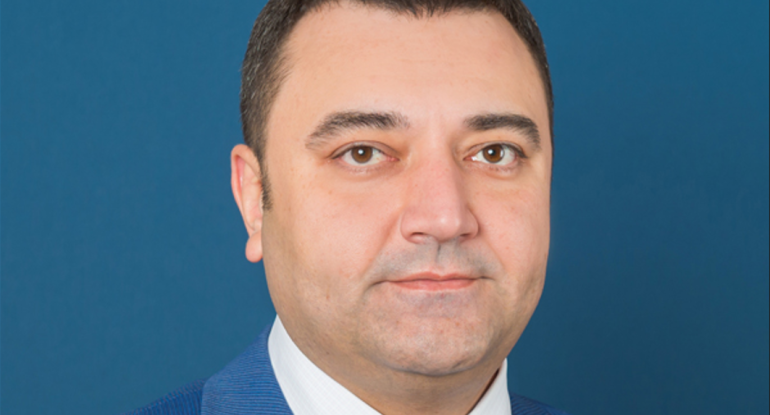 Milli Məclisin vəzifəli şəxsi prezidenti olduğu federasiyanı məhkəməyə verdi