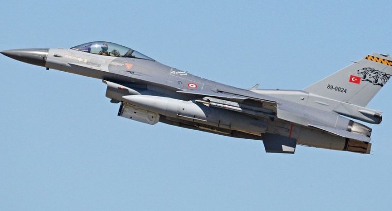 Türkiyə “Pəncə-Qılınc” əməliyyatı zamanı Suriya hava məkanına daxil olmayıb