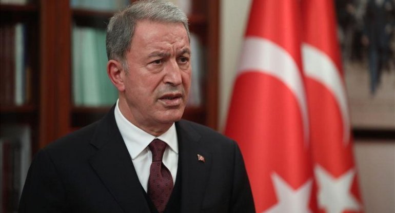 Hulusi Akar 
