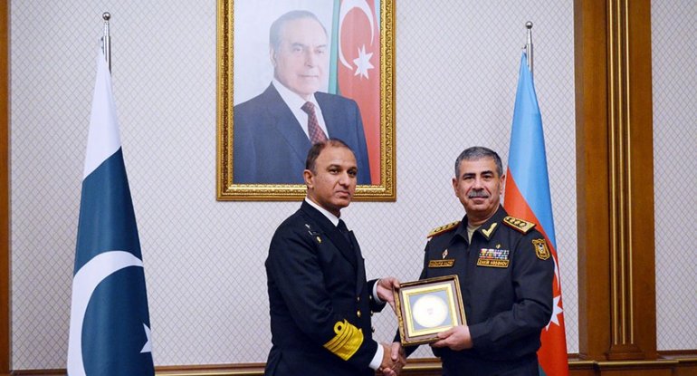 Zakir Həsənov Pakistanın HDQ komandanı ilə görüşüb - FOTO
