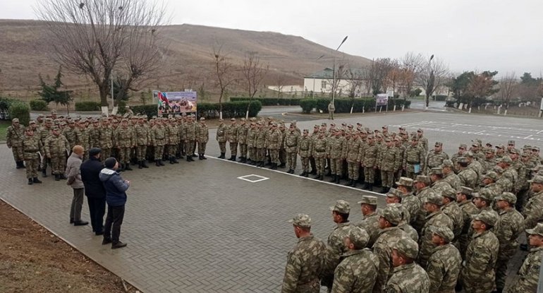 Azad edilmiş ərazilərdə hərbçilərlə görüşlər keçirilib - FOTO
