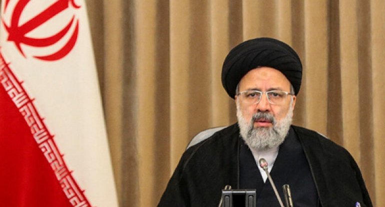 İran prezidenti konstitusiyaya dəyişiklik edilməsindən danışıb