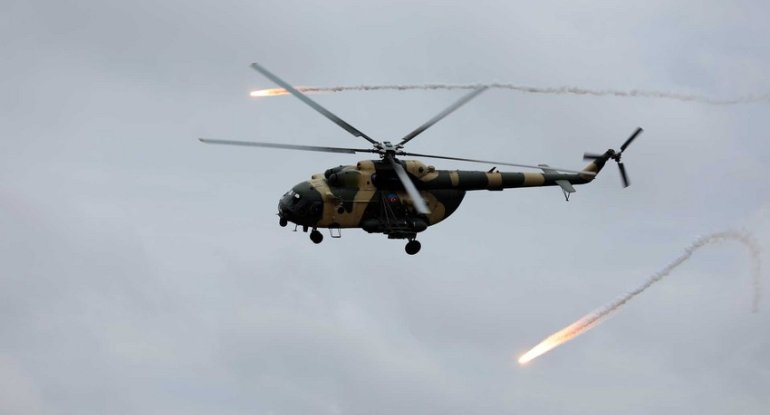 Azərbaycan-Türkiyə təlimində tanklar, təyyarələr, helikopterlər və PUA-lardan istifadə edilib - FOTO