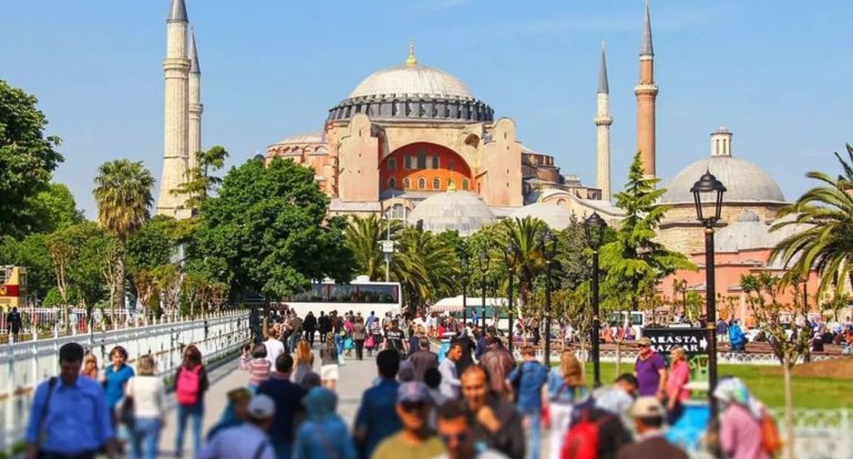 Türkiyədə turistlərdən yeni vergi tutulacaq