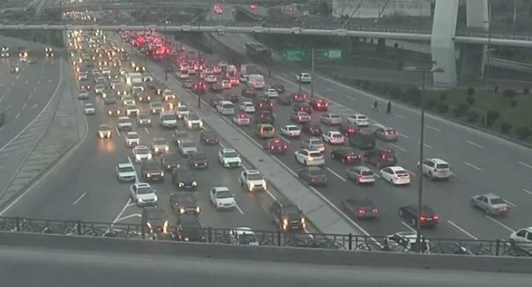 Tıxac olan yollar açıqlandı - SİYAHI