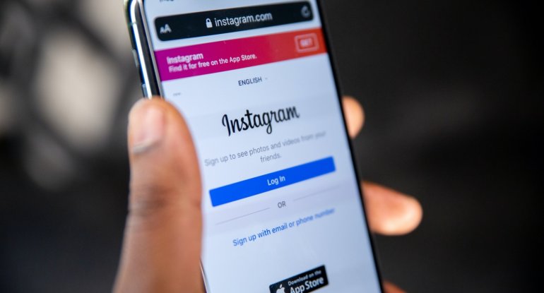 “Instagram”dan yenilik: Oğurlanmış hesablar bərpa olunacaq