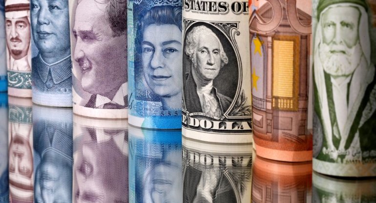 Rubl və lirə ucuzlaşdı, avro və dollar sabit qaldı