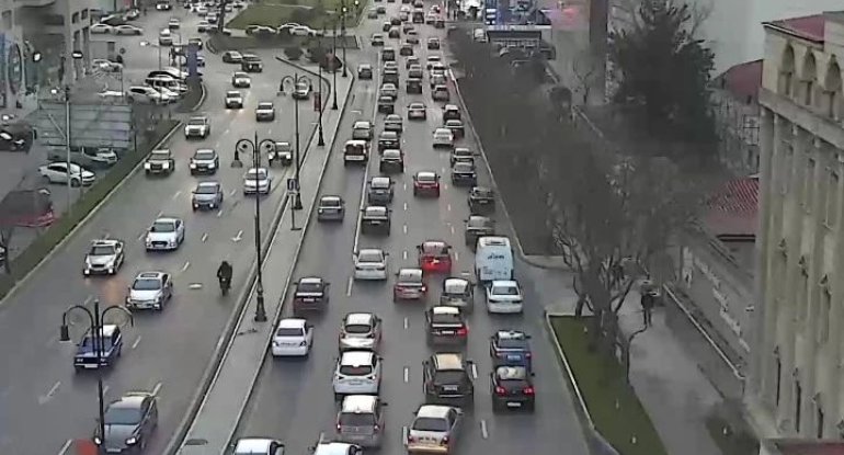 Tıxac olan küçə və prospektlər - SİYAHI