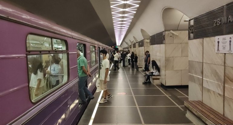 Metroda ölən şəxsin kimliyi məlum oldu - YENİLƏNİB