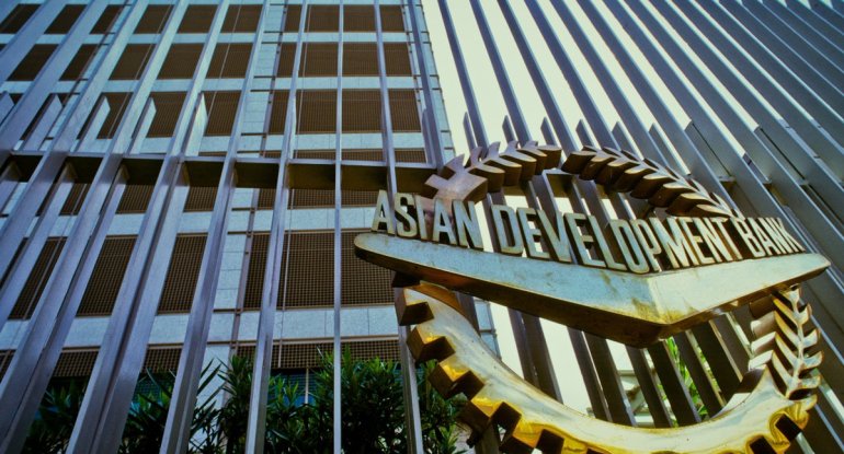 Asiya İnkişaf Bankı ilk dəfə manatla istiqraz buraxır