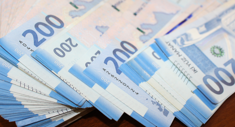 Azərbaycan 1 milyard manata yaxın borc alıb