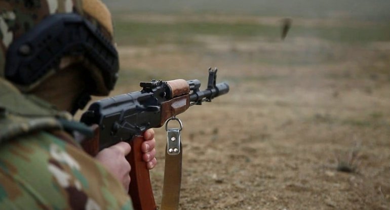 Azərbaycan Ordusunda atəş hazırlığı üzrə praktiki çalışmalar yerinə yetirilib