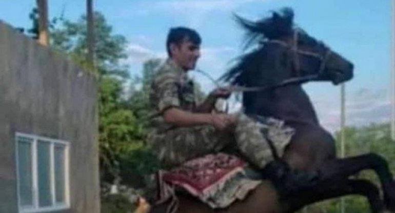 Ordumuzun hərbçisi qar uçqununa düşərək öldü - VİDEO