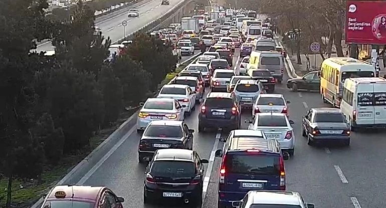 Tıxac olan yollar açıqlandı - SİYAHI