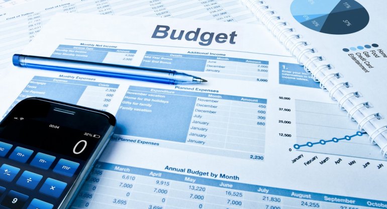 Büdcədə 2,5 milyard manat profisit yaranıb
