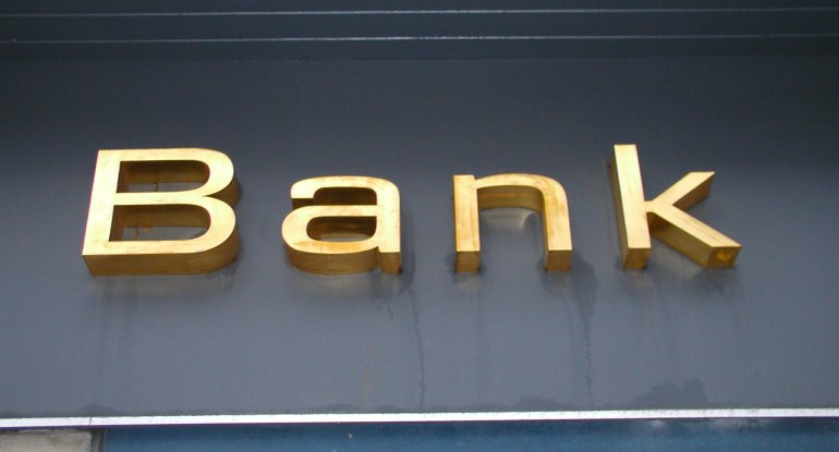 Bağlanan bankın 9 milyonluq əmlakları satışa çıxarılır