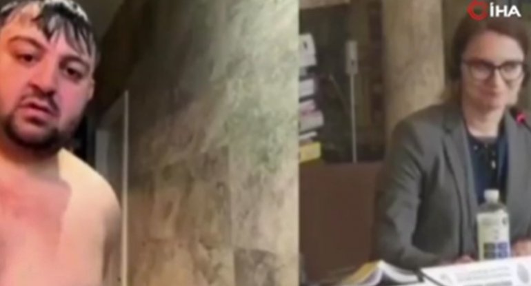 Hamamda kamerasını açıq unudan deputat parlamentin iclasında biabır oldu - VİDEO
