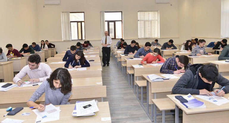Martın 5-də 50 mindən çox şagird üçün imtahan keçiriləcək
