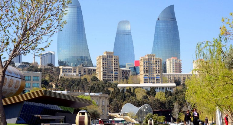 Azərbaycana 10 ildə 62 milyard manat pul qoyulub