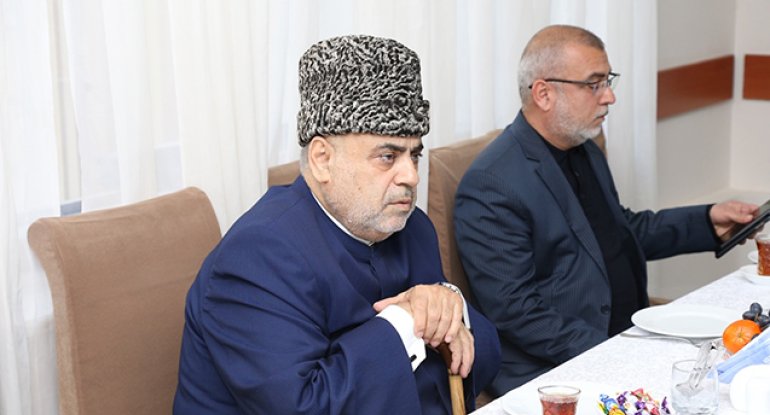Şeyx Hacı Şahinin anım mərasimində - Fotolar