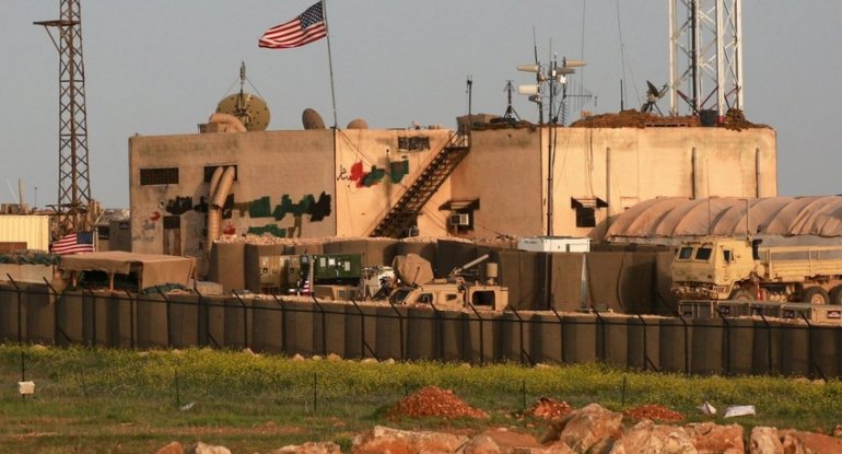 ABŞ-ın Suriyadakı bazasına raketlər atılıb
